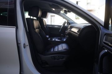 Volkswagen Touareg - 10