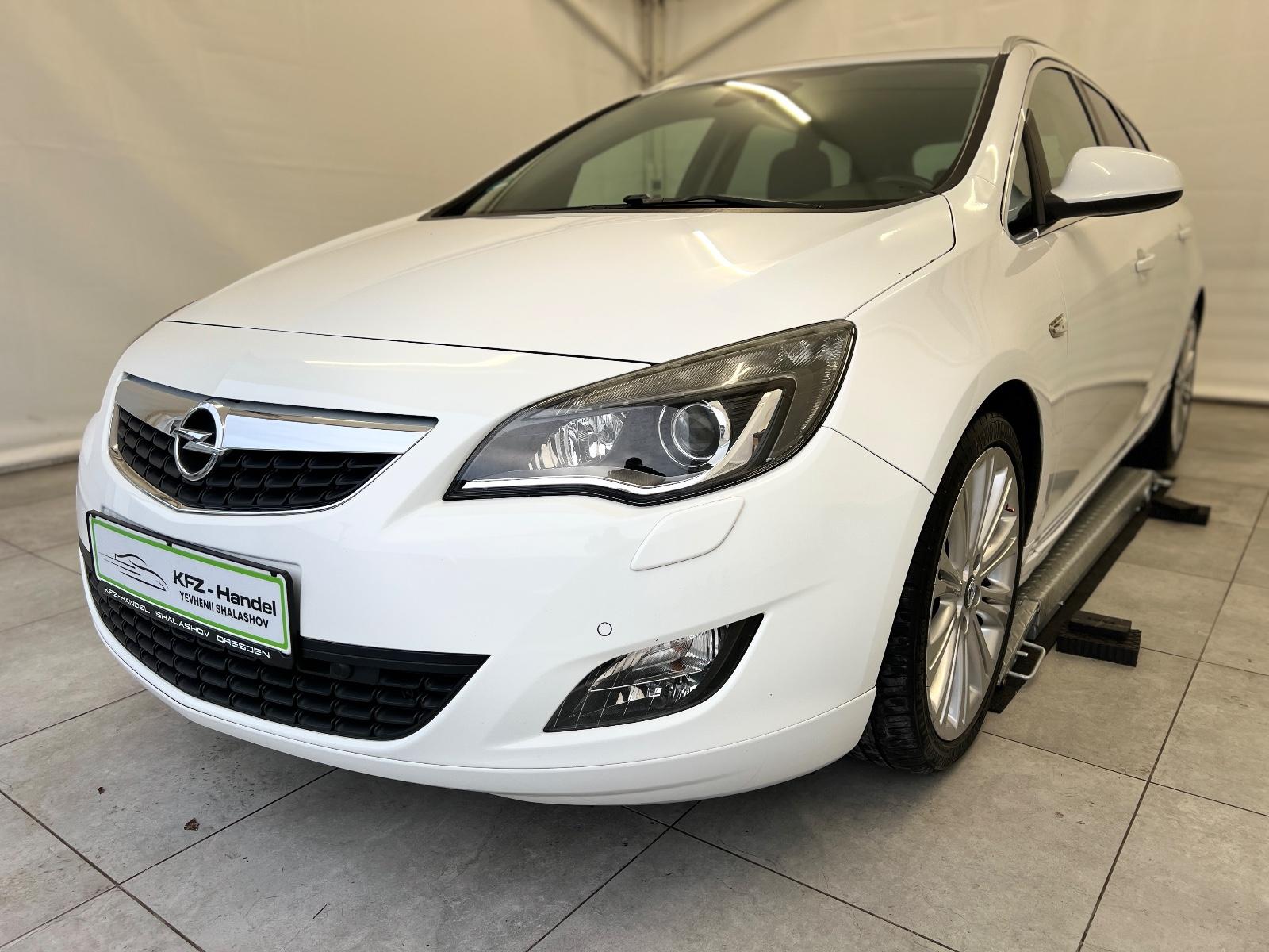 Opel Astra J Sports Tourer Sport