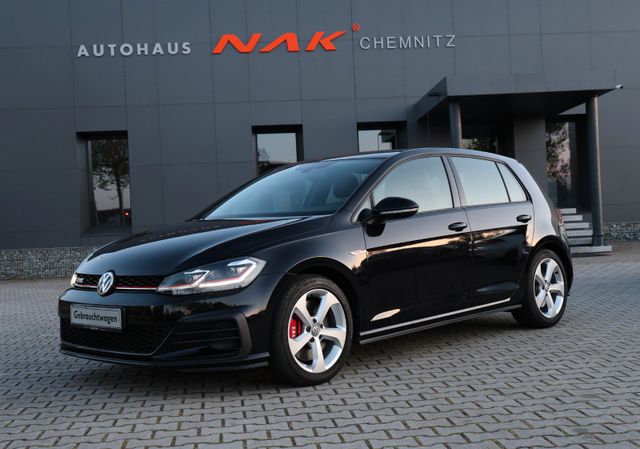 Volkswagen Golf VII GTI Performance Vienna Perleffekt ACC