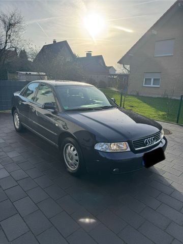 Audi A4 B5 1.6 Limousine Baujahr 1999