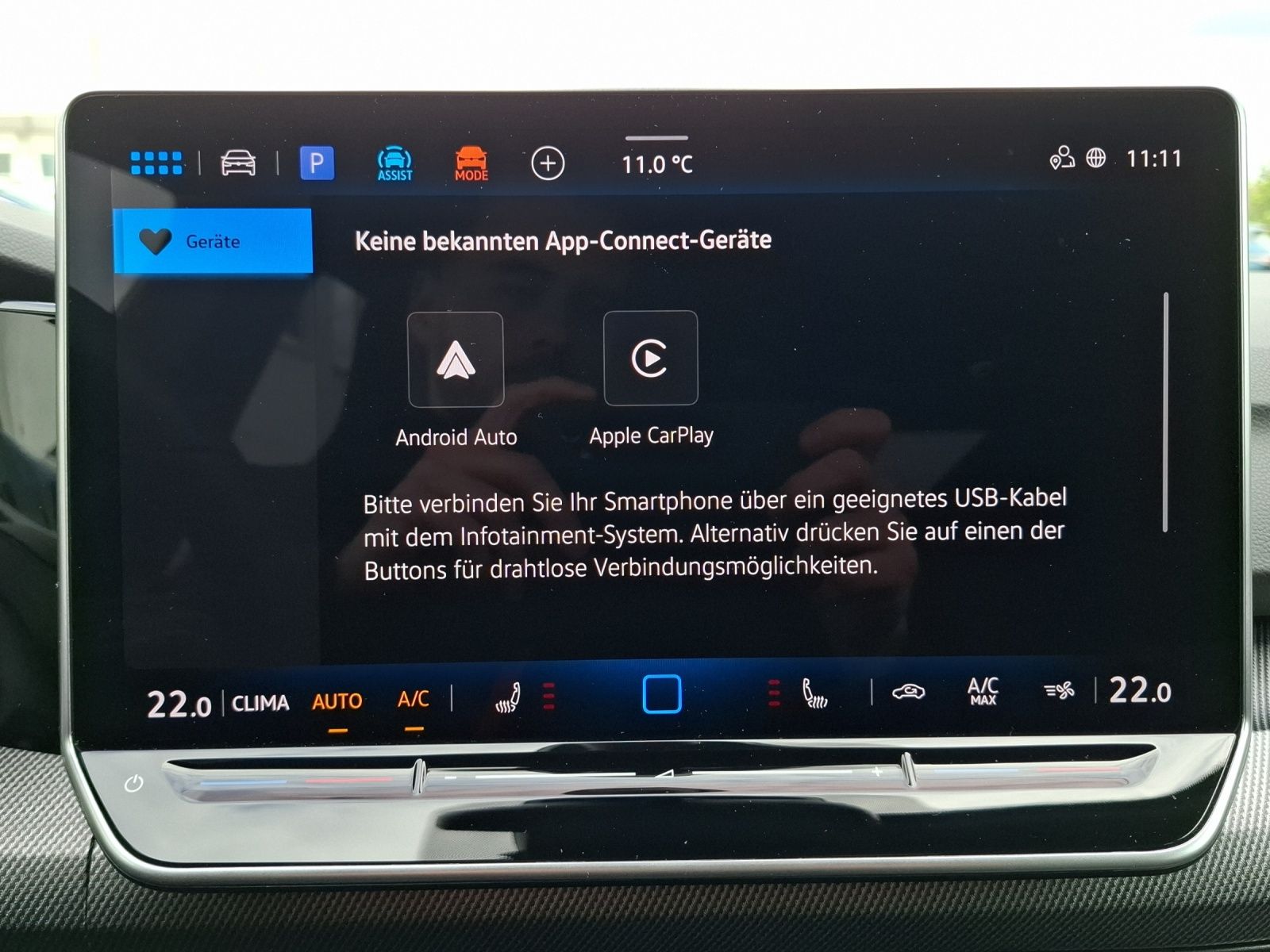 Fahrzeugabbildung Volkswagen Golf VIII Variant TDI R-Line DSG LED Navi AID AC