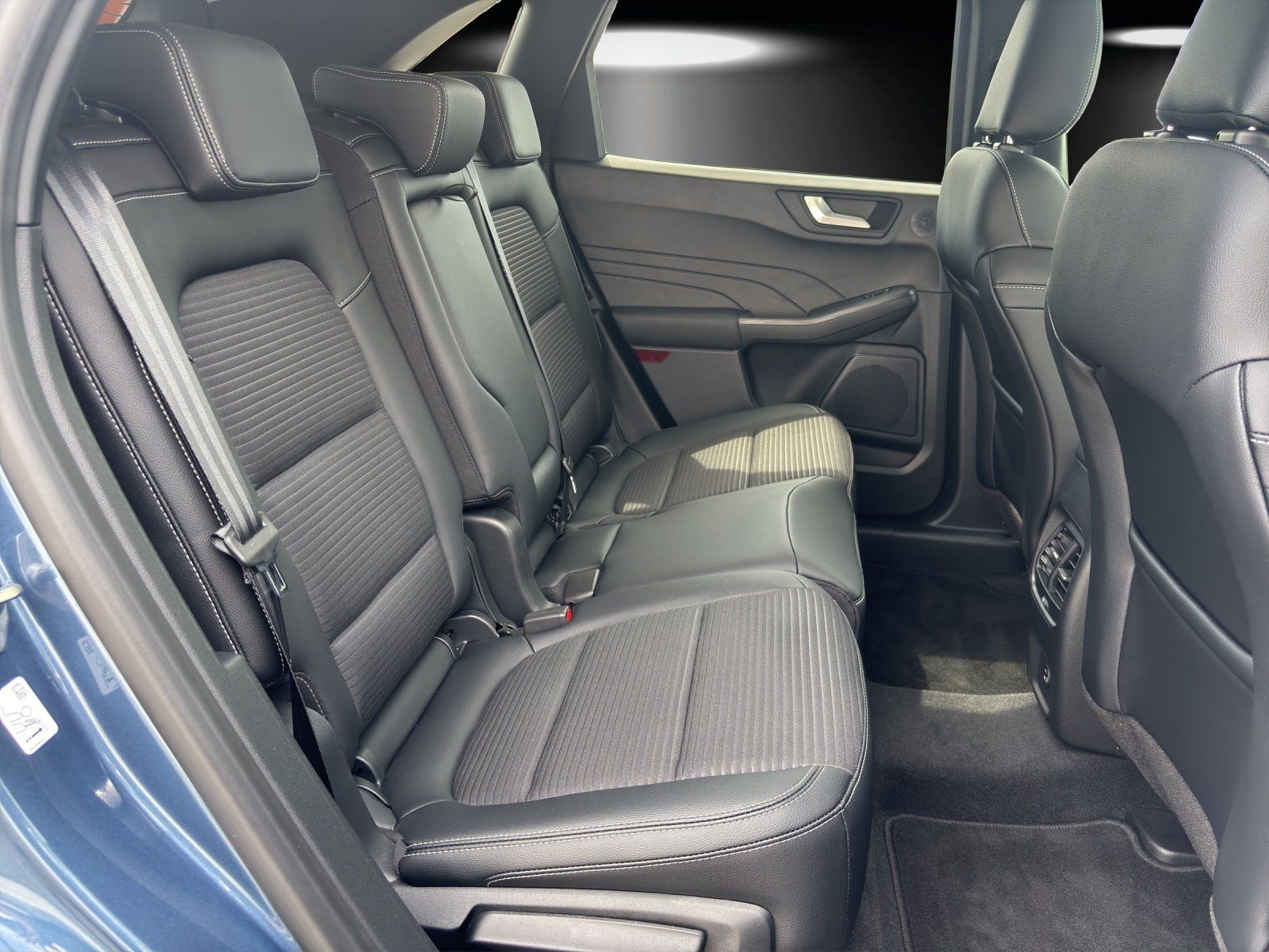 Fahrzeugabbildung Ford Kuga 2.5 PHEV Titanium X Aut./LED/ACC/B&O/NAVI/