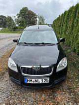 Skoda Roomster 1.4 16V - - Skoda Roomster mit Benzin-Antrieb: Kleinbus, 1.4