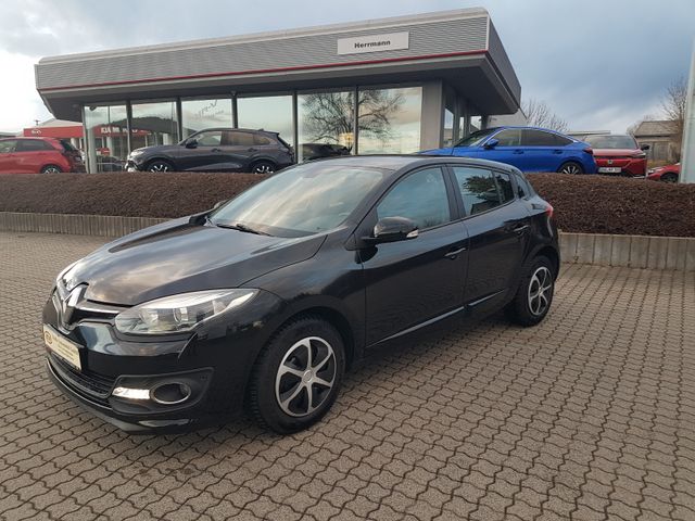 Renault Megane III 1.2 TCe Paris NAVI DAB SITZH 4 WKR