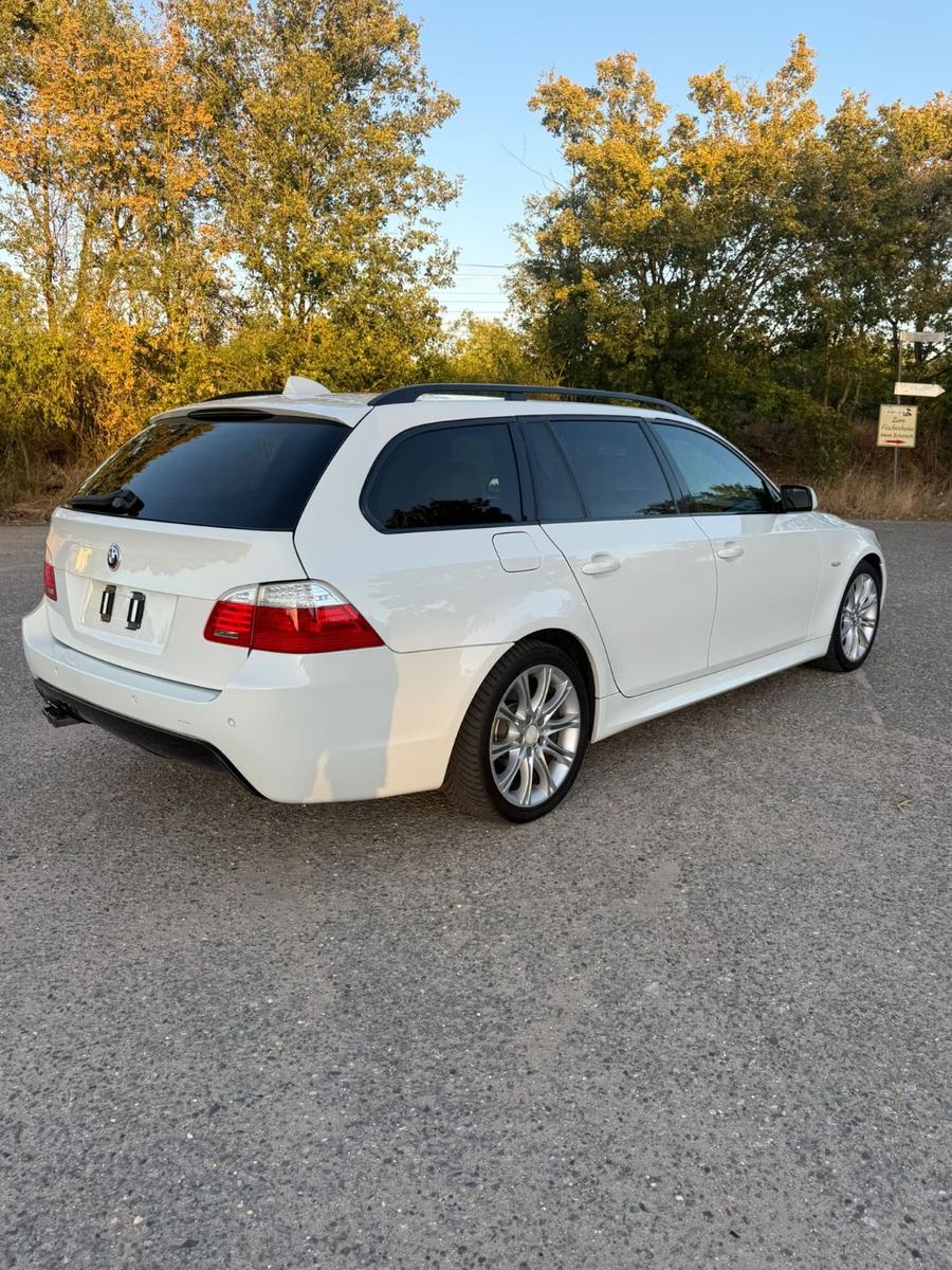 BMW 530d xDrive touring Edition Exclusive Editio...