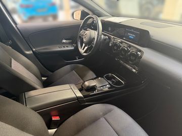 Mercedes A 250 - 12