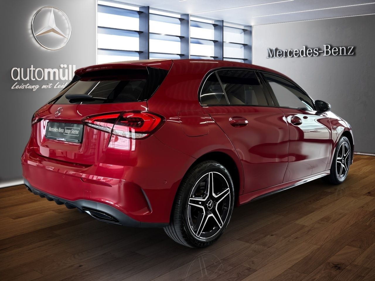 Fahrzeugabbildung Mercedes-Benz A 250 e AMG+NIGHT+MULTIB+BURM+STNDHZ+AMBIENTE++
