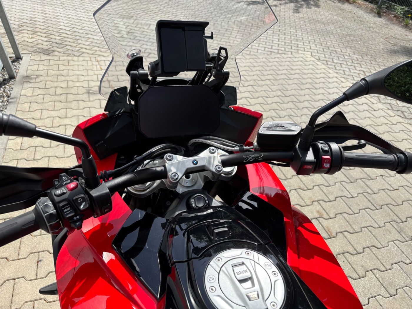 Fahrzeugabbildung BMW S 1000 XR Touren- und Dynamik Paket Seitenkoffer
