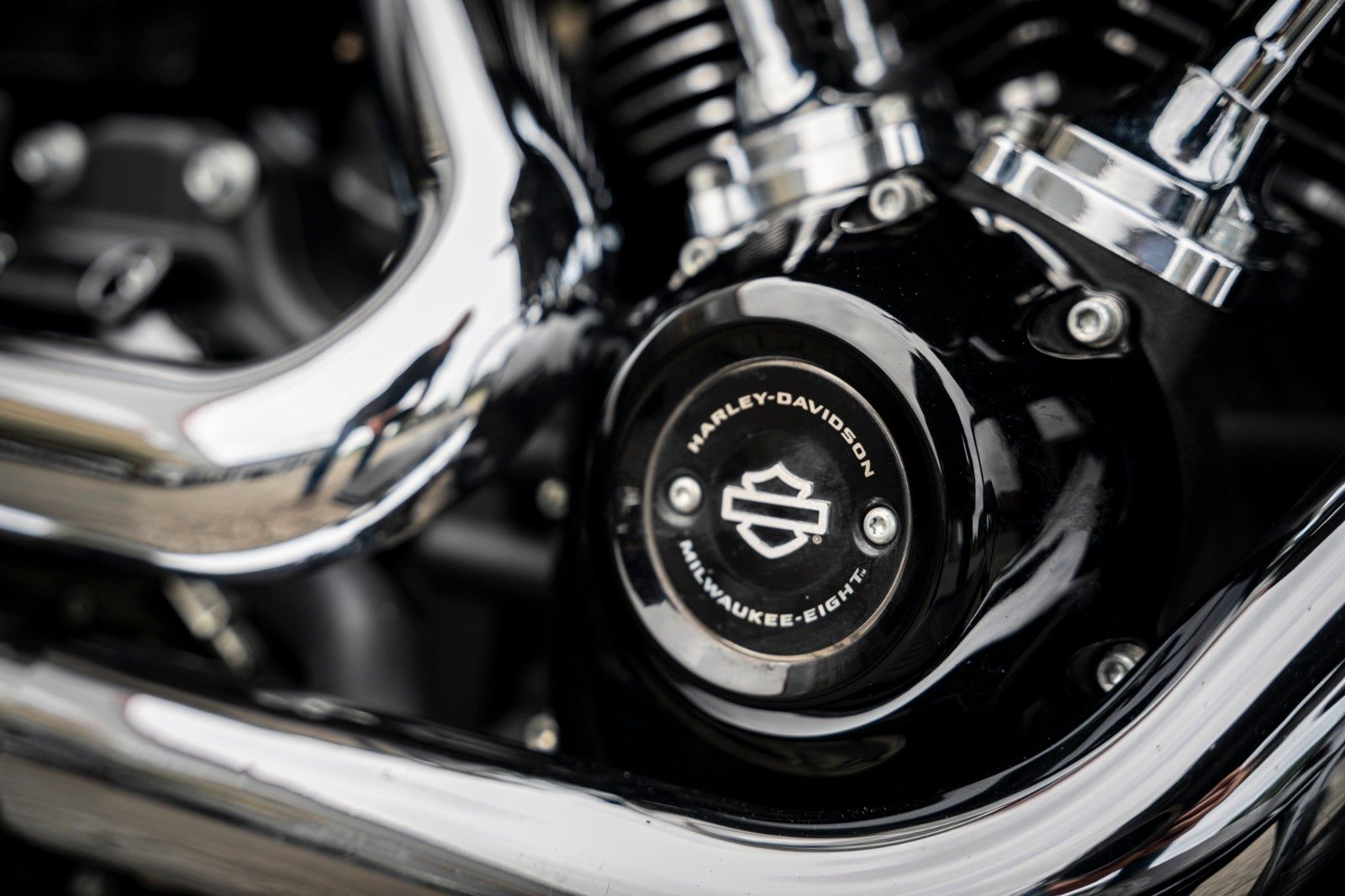 Fahrzeugabbildung Harley-Davidson Softail Heritage 114 FLHCS - PENZL -