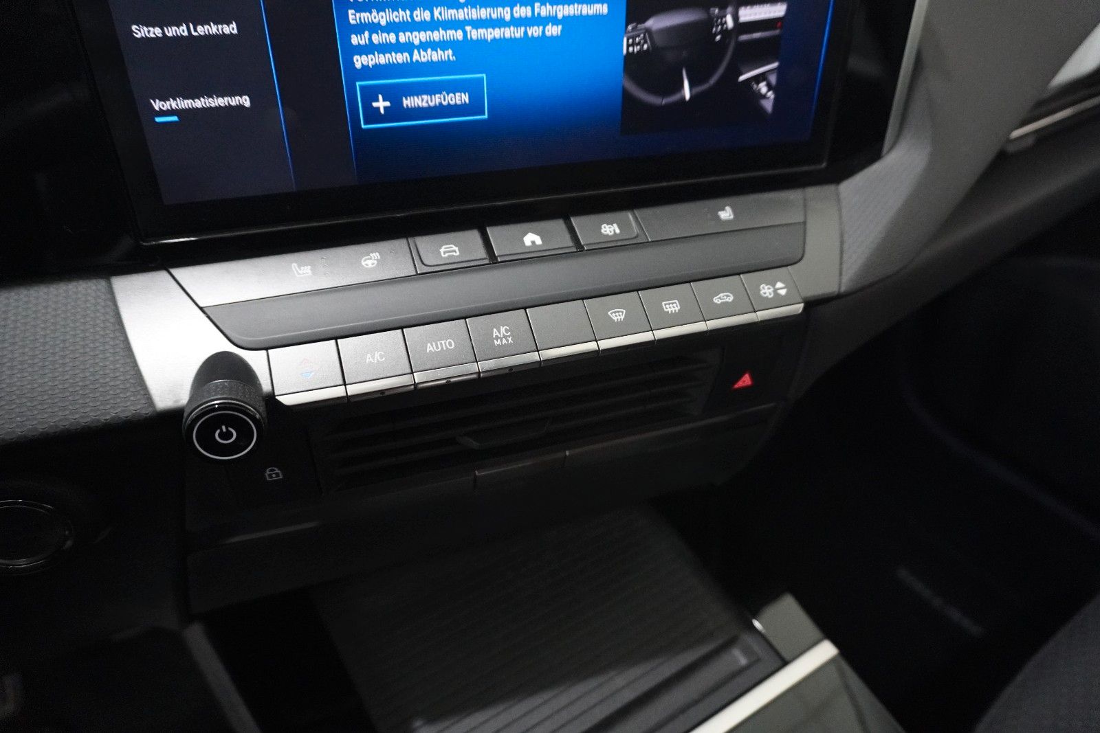 Fahrzeugabbildung Opel Astra L Lim. 1.6 HYBRID EDITION NAVI/KAMERA/AHK
