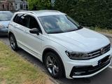 Volkswagen Tiguan 2.0 TDI DSG IQ.DRIVE // INSPEKTION NEU - Volkswagen Tiguan in Krefeld