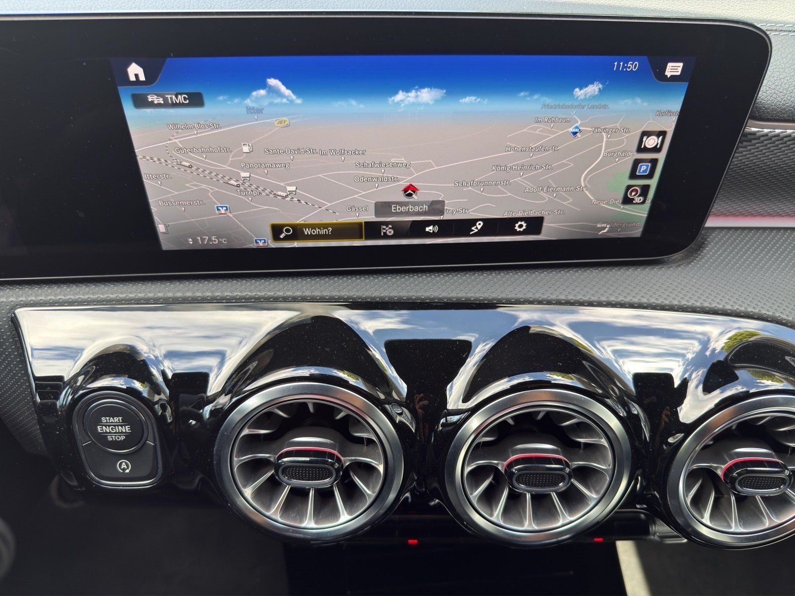 Fahrzeugabbildung Mercedes-Benz CLA200d SB Prog DISTR Memo AHK HighMBUX Busi HUD