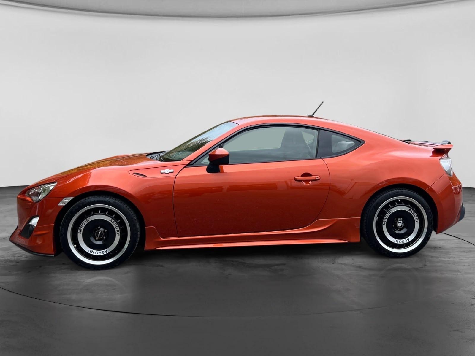Toyota GT86 2.0 Boxer 200 ch – Boîte manuelle – Alcantara – Xénon – GPS – 167 000 km
