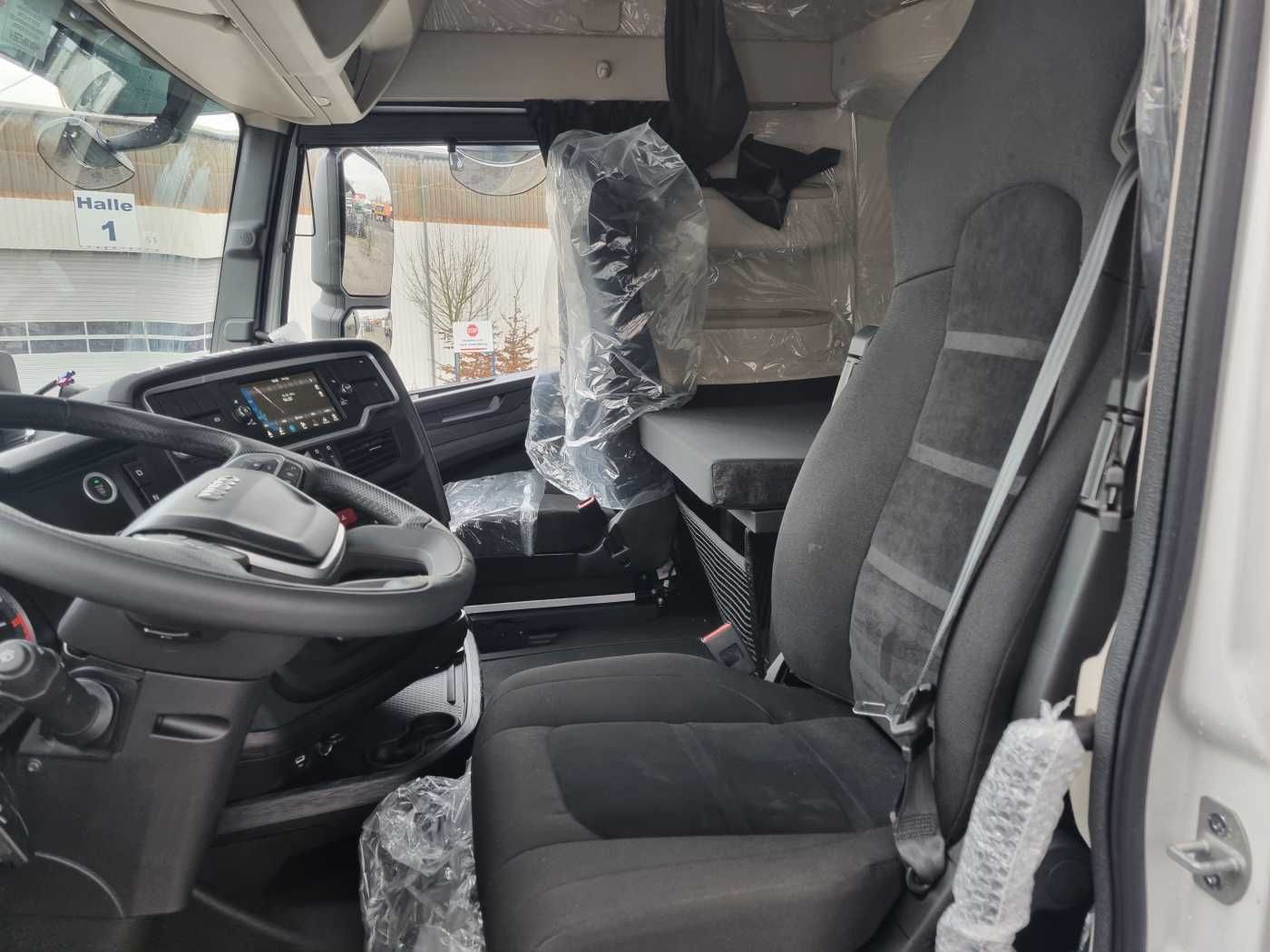 Fahrzeugabbildung Iveco X-Way AS300X57Z HR ON+ Meiller Bordmatik Bett