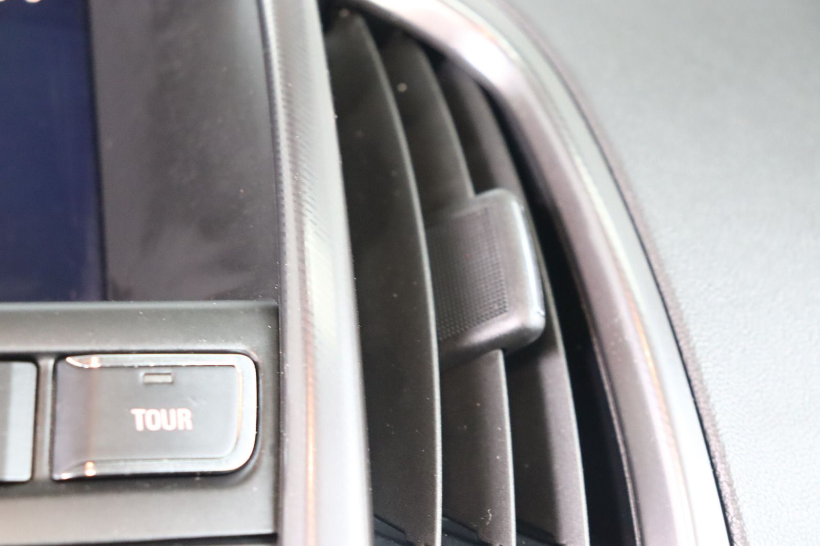 Fahrzeugabbildung Opel Astra Sports Tourer 2.0 CDTI Automatik