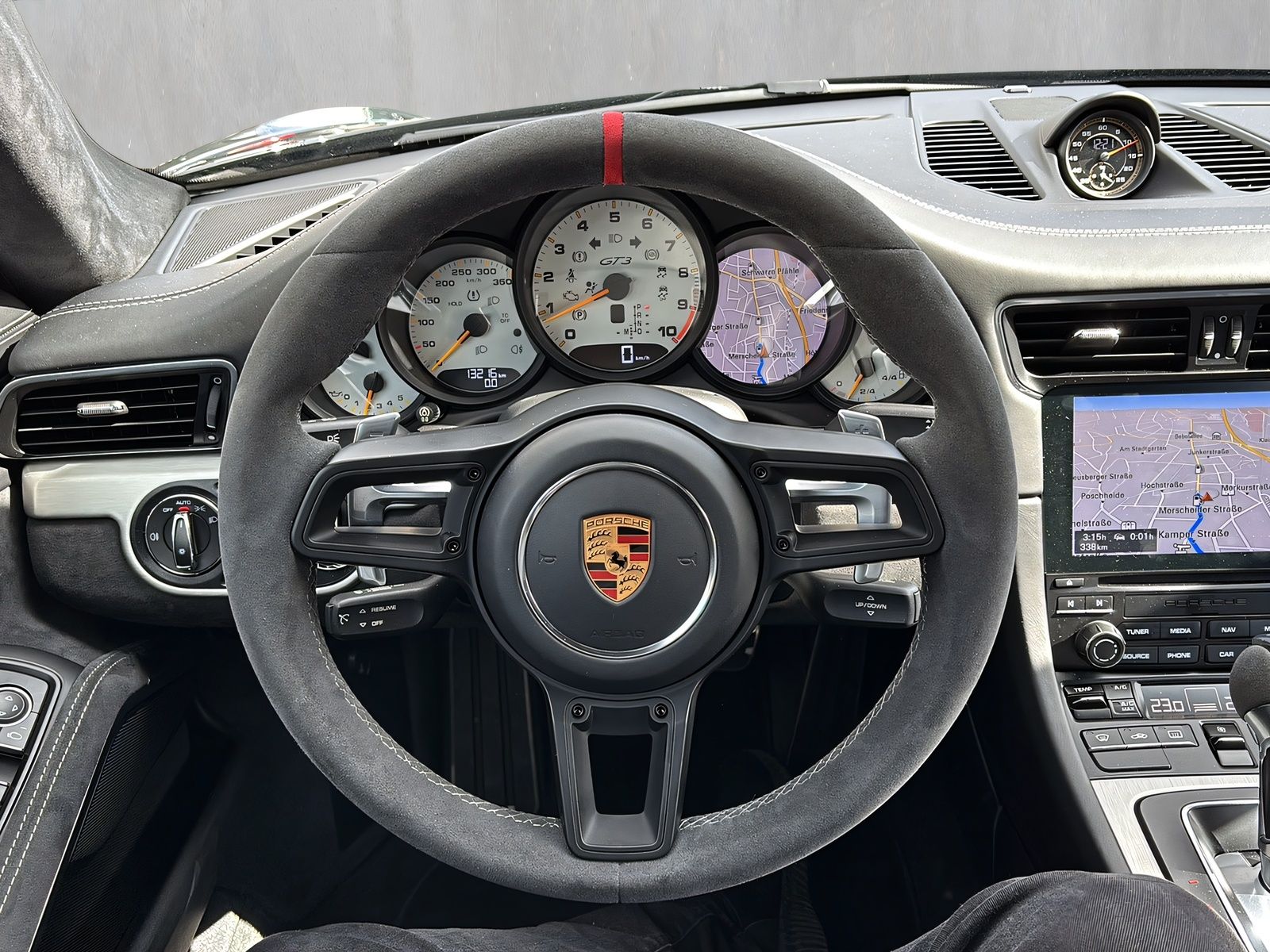 Fahrzeugabbildung Porsche 911 GT 3 PDK 991 APPROVED 03/27 BOSE PASM RF KAM