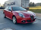 Alfa Romeo Giulietta 1.4 TB 16V MultiAir Sprint Bi-XENON - gebrauchte Alfa Romeo Giulietta aus dem Jahr 2015