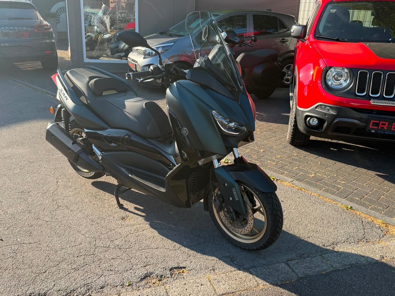 Yamaha X-Max / T-Max 300