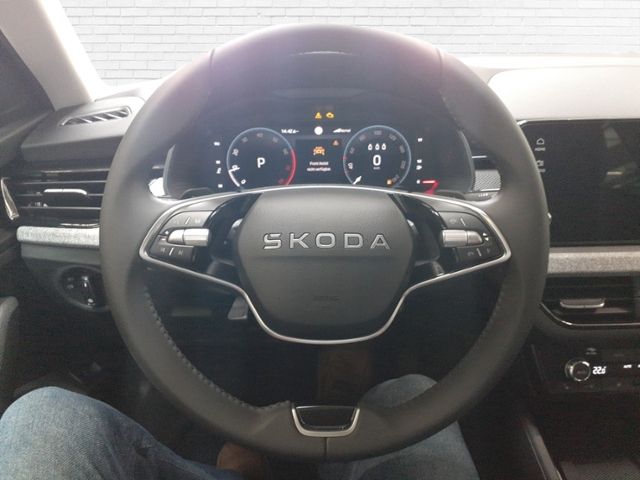 Fahrzeugabbildung SKODA Kamiq 1.5 TSI Balance DSG AHK MATRIX BLACK