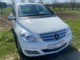 Mercedes-Benz B 180 B -Klasse B 180 - Mercedes-Benz B 180 Gebrauchtwagen in Freiburg