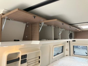 Westfalia Columbus 640 E 140PS 8G Premium Zusatzbett LED