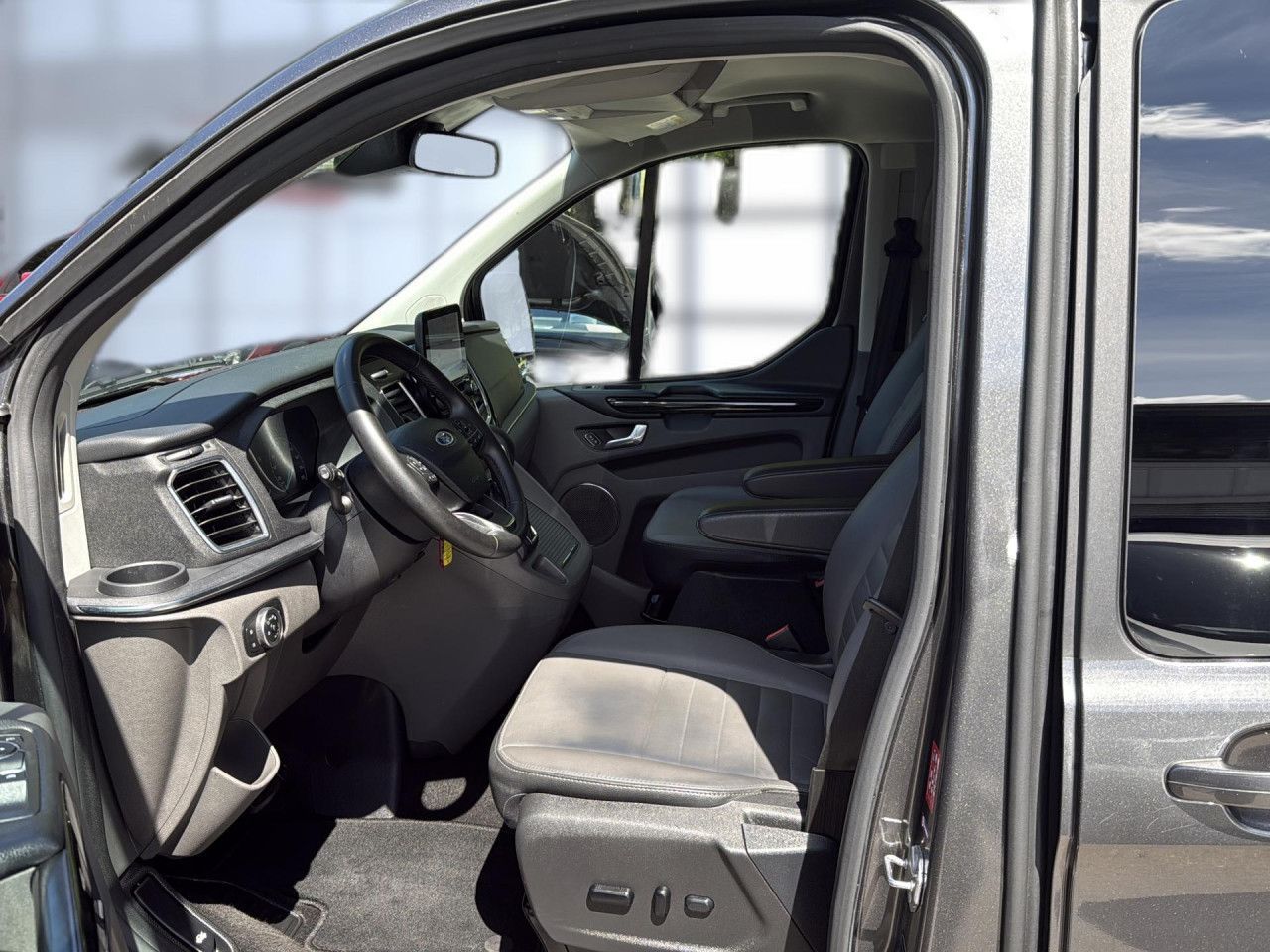 Ford Tourneo Custom - Bild 10