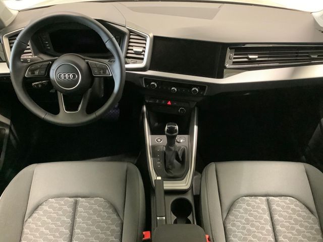 A1 allstreet 35 TFSI 110(150) kW(PS ) S tronic