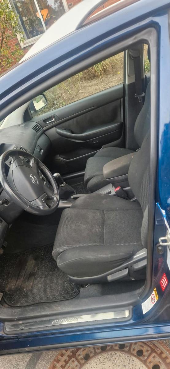 Toyota Avensis 2006 — photo 7