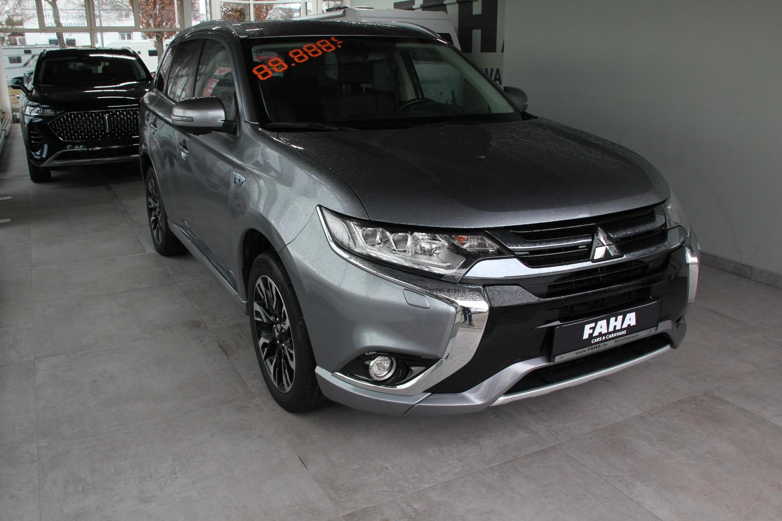 Mitsubishi Outlander PHEV Plus 4WD