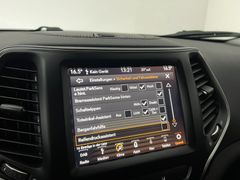 JEEP CHEROKEE / AHK / 4x4 / NUR 85.tKM / ALPINE / JEEP CHEROKEE / AHK / 4x4 / NUR 85.tKM / ALPINE /