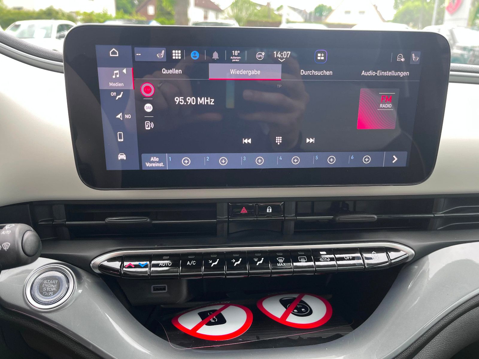Fahrzeugabbildung Fiat 500 1.0 Hybrid FireFly 48 kW La Prima