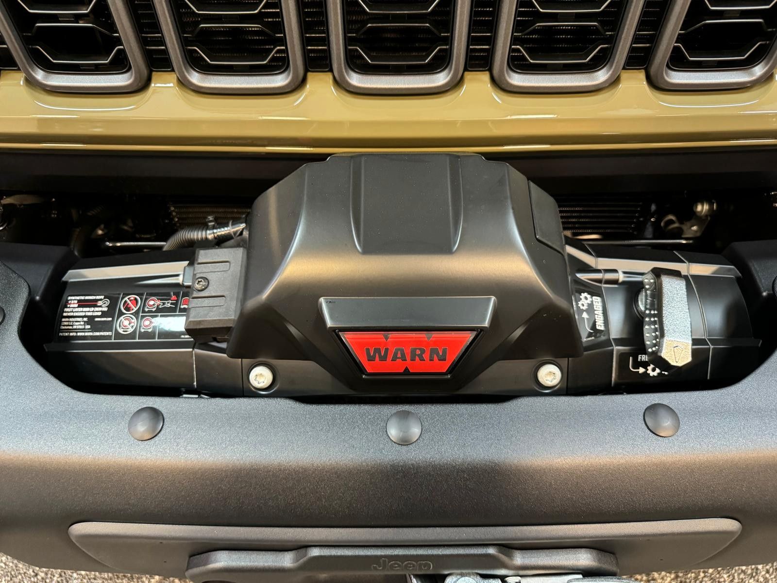 Fahrzeugabbildung Jeep RUBICON X 3.6L-V6-CAM-HARDTOP-35"
