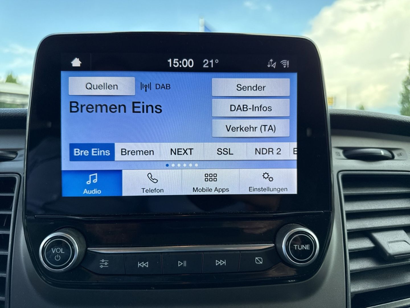 Fahrzeugabbildung Ford Transit Kasten 300 L1 Trend mit Sortimo Regalaus