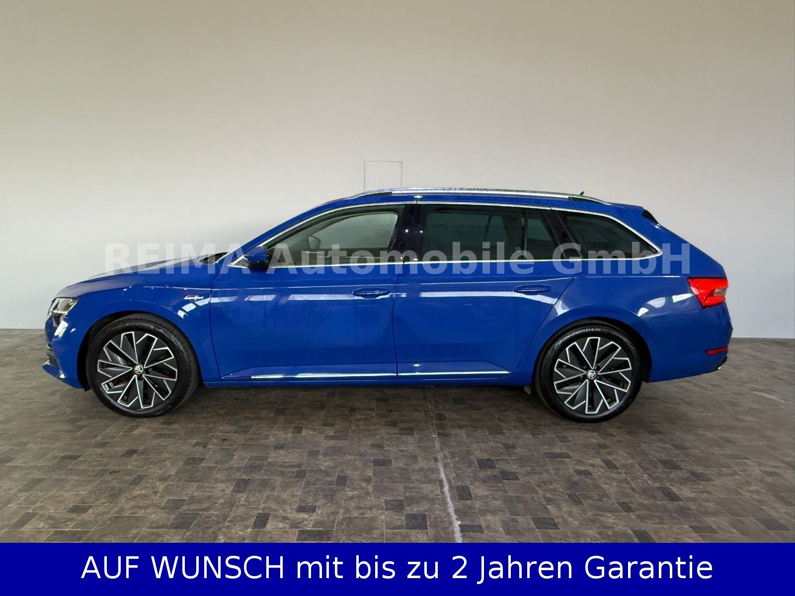 Fahrzeugabbildung SKODA Superb Combi L&K iV Hybrid, Matrix,SOH 94,1 %