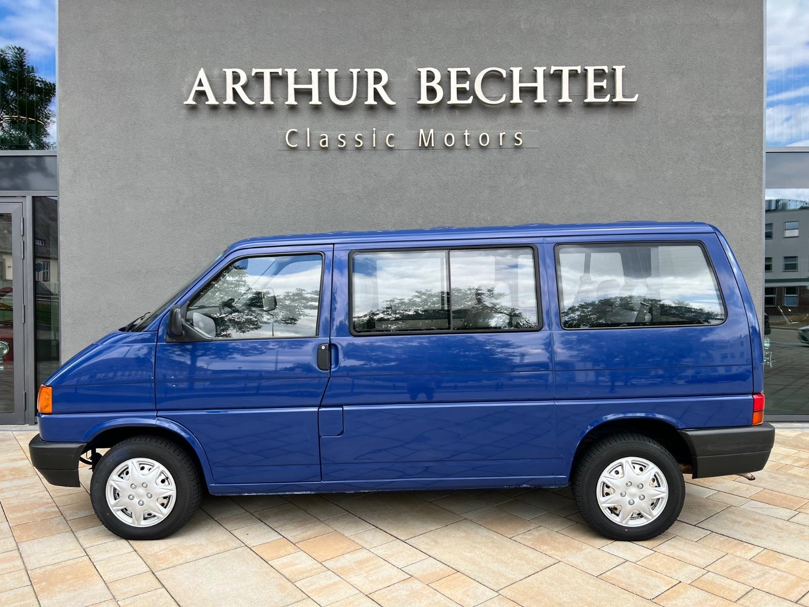 Volkswagen T4 Bus Oldtimer 