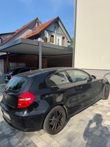 BMW 116i E81  - BMW: E81
