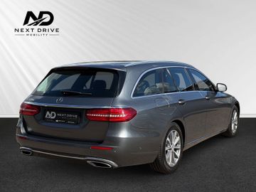 Mercedes E 220 - 5