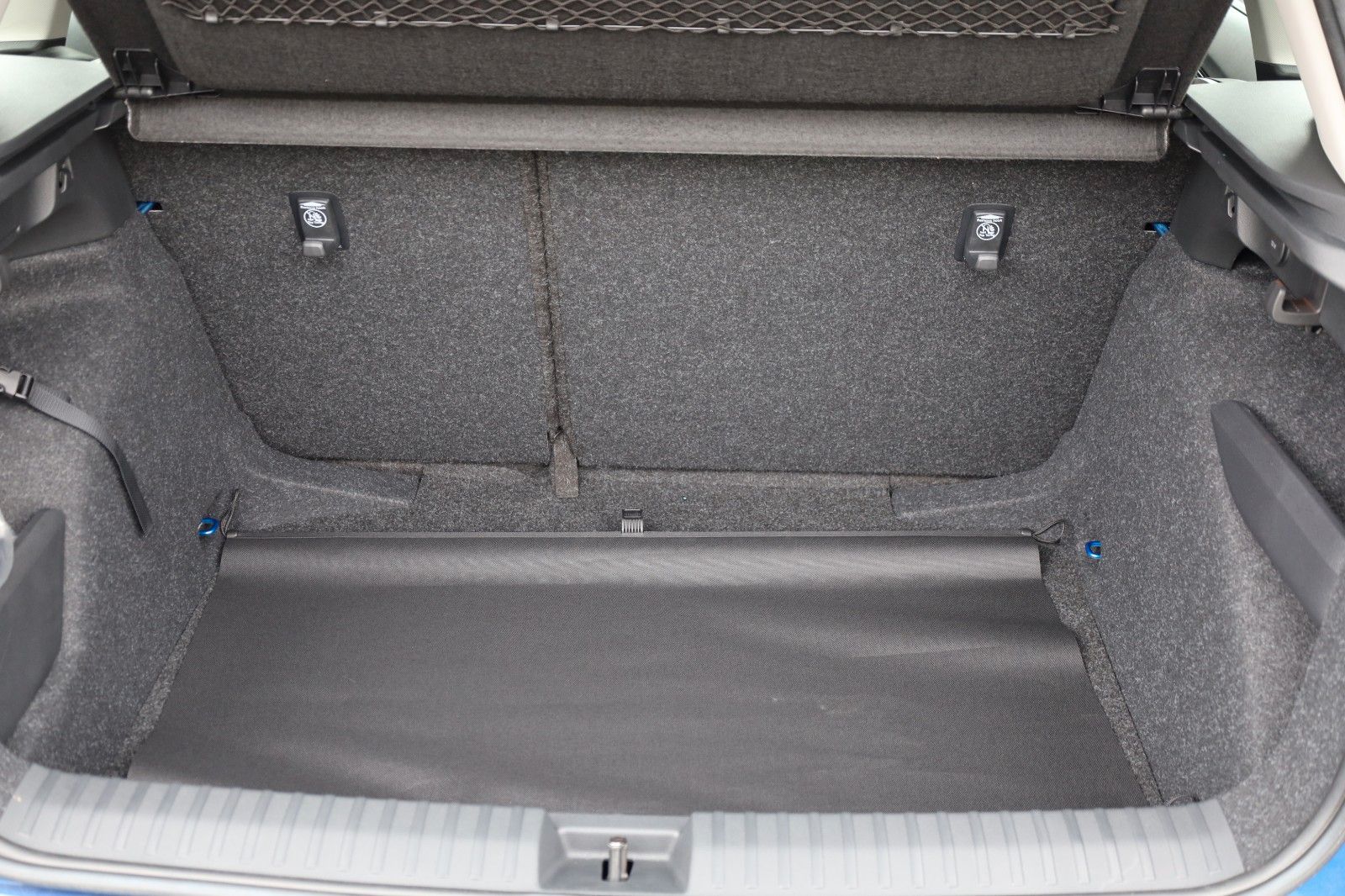 Fahrzeugabbildung SKODA Kamiq 1.0 Ambition *AHZV*5J.GAR*SHZ*Kamera
