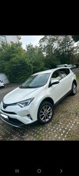 Toyota RAVA4 2016, 143 PS, Diezel, Schaltg... - Toyota Auris: 1.4