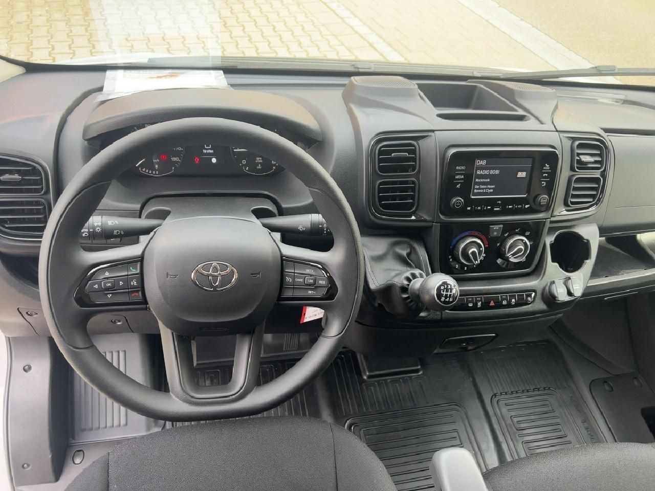 Fahrzeugabbildung Toyota Proace Max KaWa 35 L2H2 140PS Work