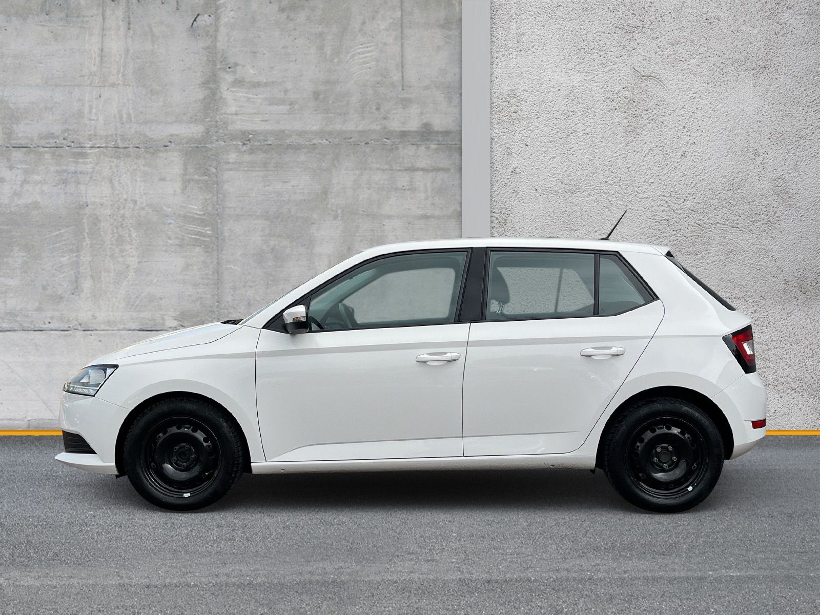 Fahrzeugabbildung SKODA Fabia 1.0 MPI Klima DAB Sitzheizung