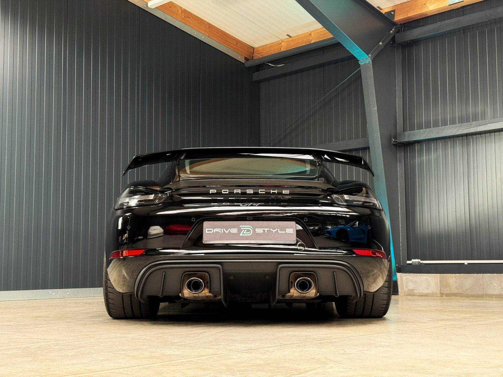 Fahrzeugabbildung Porsche Cayman 718 GT4 + SportCrono + Approved + Sofort