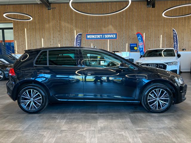 Volkswagen Golf VII Lim. Allstar BMT *Navi*
