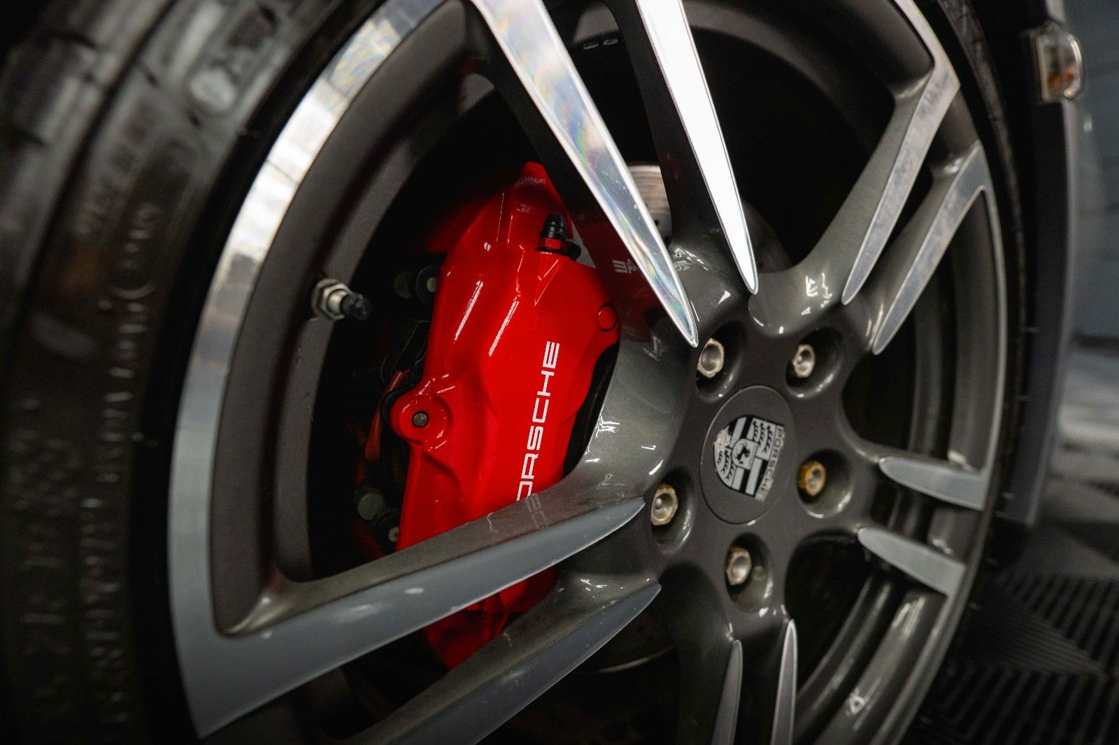 Fahrzeugabbildung Porsche 997.2 911 Carrera S Coupe Sport Chrono+ Bi-Xenon