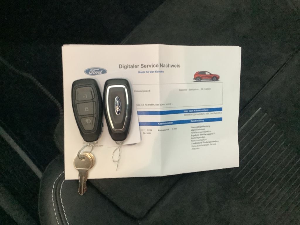 Fahrzeugabbildung Ford Kuga Plug-In Hybrid Active X HUD AHK Navi B&O