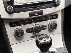 VW Passat Variant 2.0 TDI Highline BlueMotion
