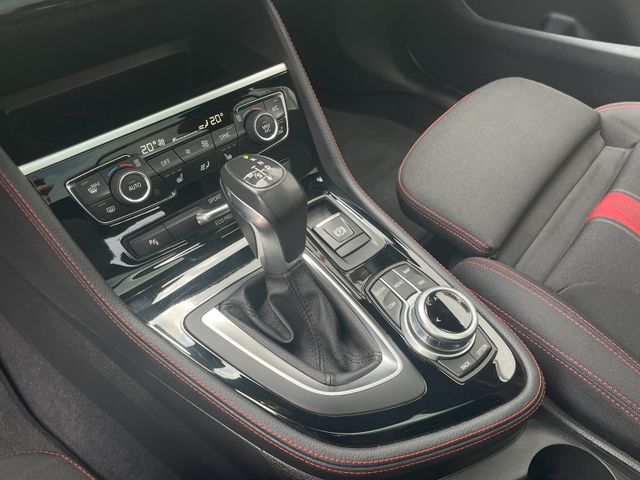 BMW 220i Active Tourer Sport Line*Automatik*PDC*BT*