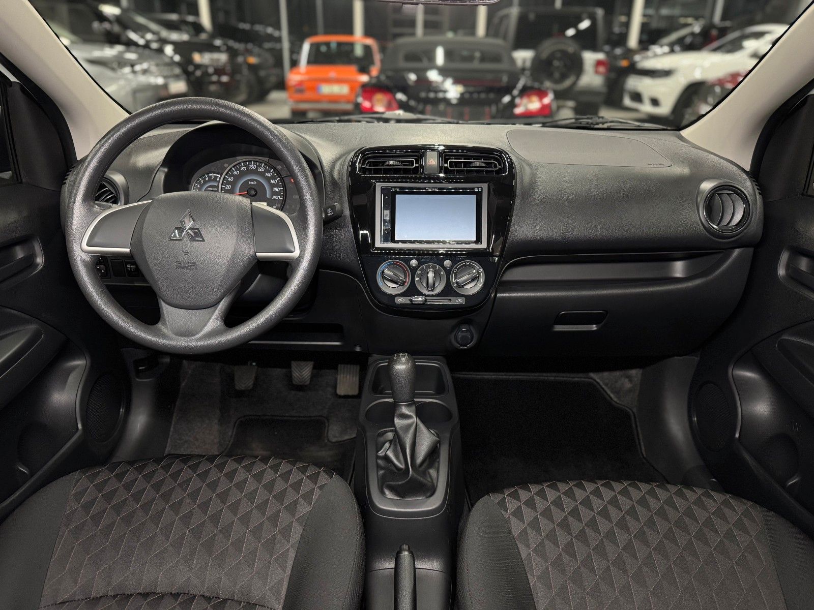 Fahrzeugabbildung Mitsubishi Space Star 1,2 Select Klima DAB+