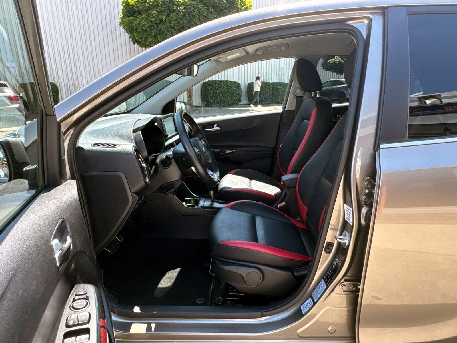 Fahrzeugabbildung Kia Picanto 1.2 GT-Line Auto. NAV KAM PDC LED TEMP