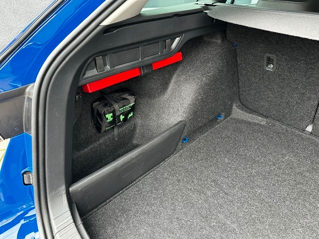 Octavia Combi Selection SHZ;LED;CARPLAY;FSE;PDC